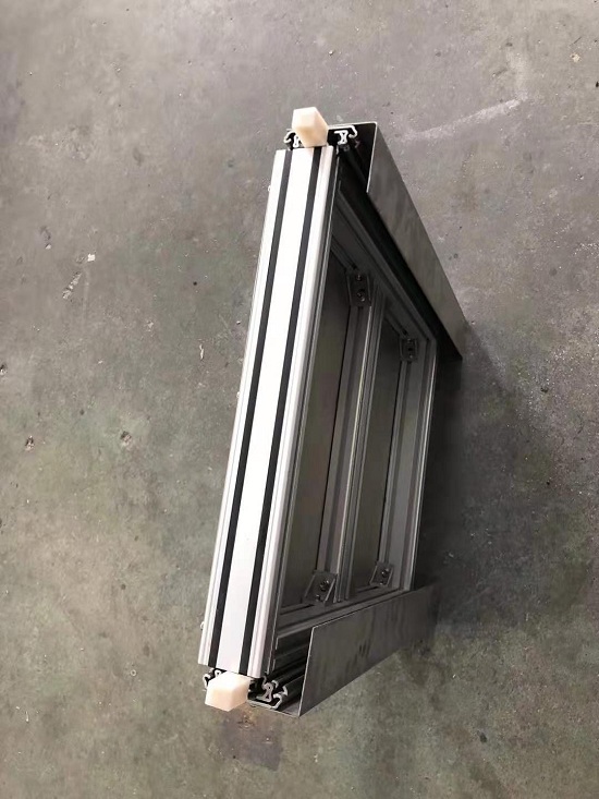 The Horizontal Slide Tray SS